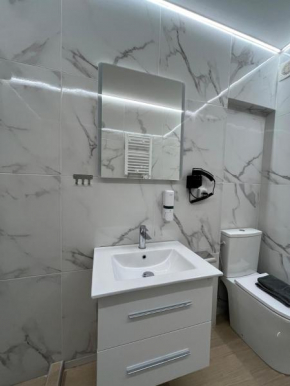 Aris Suite Korai